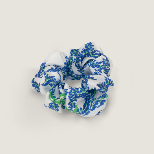 Paresse Paris lifestyle home flowers print blue Lavande Celeste lavender silk scrunchie hair beauty accessories gifting made in france parisian