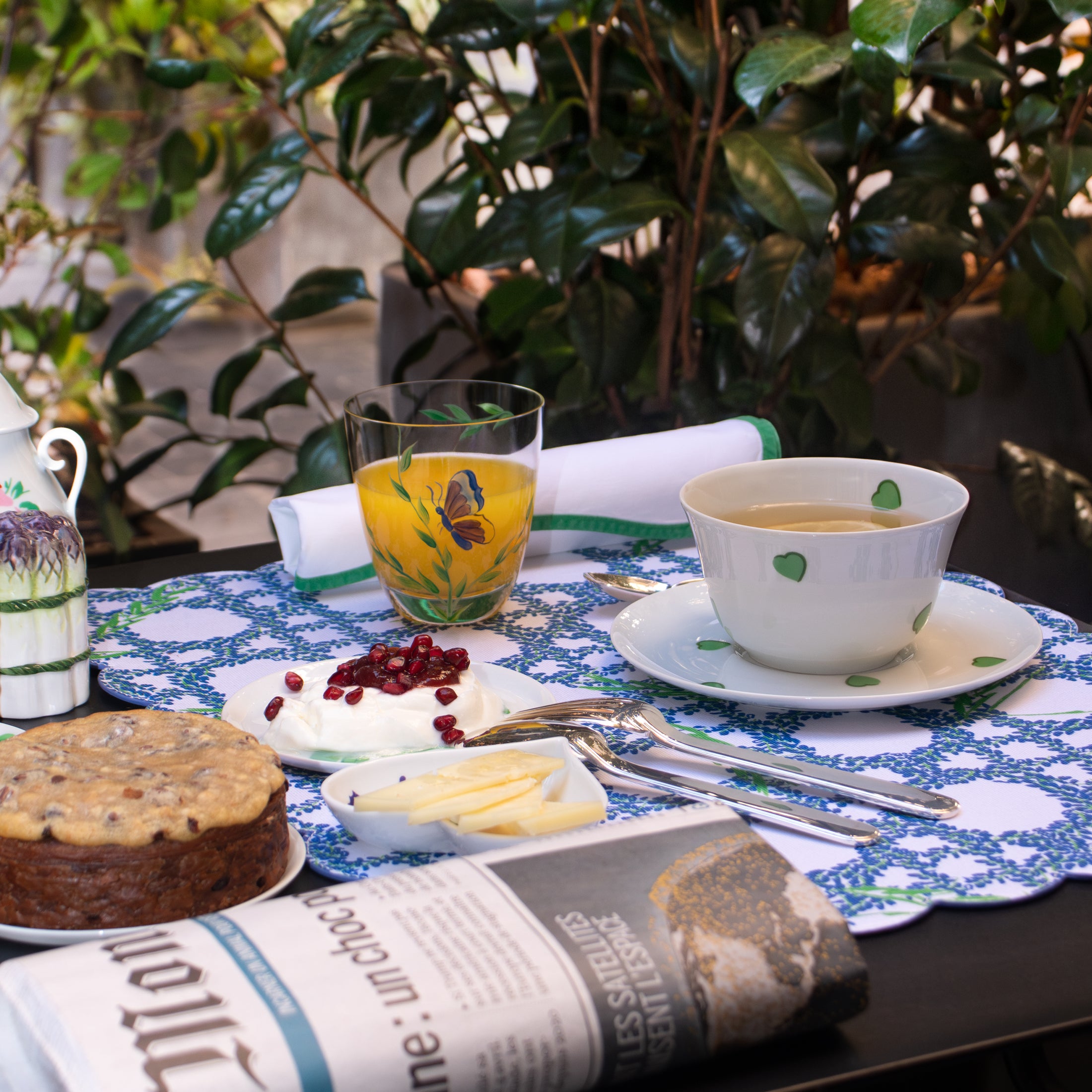 Paresse Paris lifestyle brand table setting with placemat lavander print